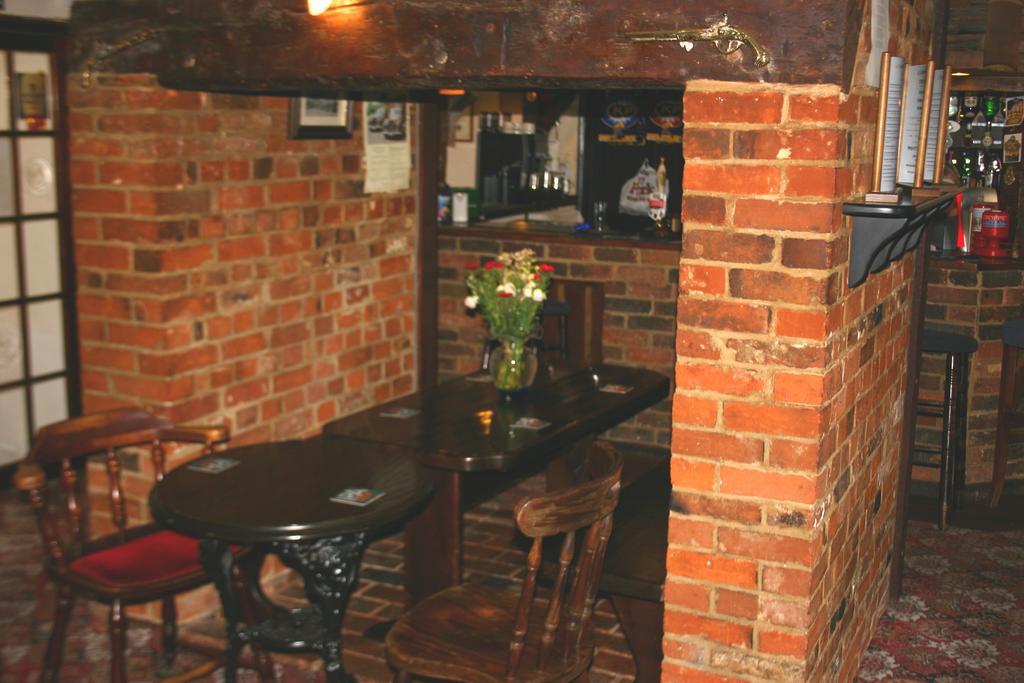 Farmhouse Inn Thaxted Buitenkant foto